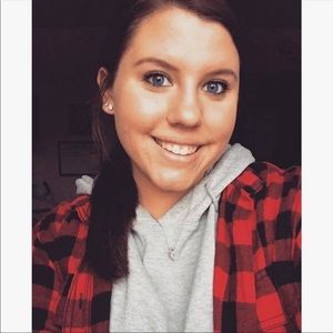 Meet your Posher, Christie